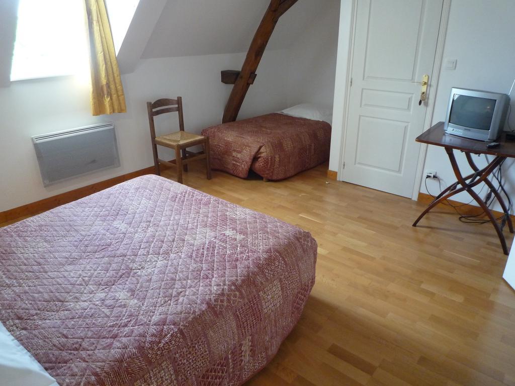 Le Petit Pont Hotel Moncé-en-Belin Eksteriør billede