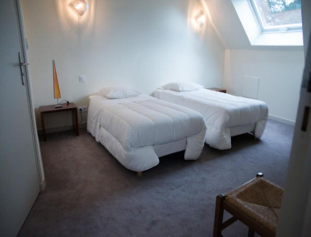 Le Petit Pont Hotel Moncé-en-Belin Værelse billede
