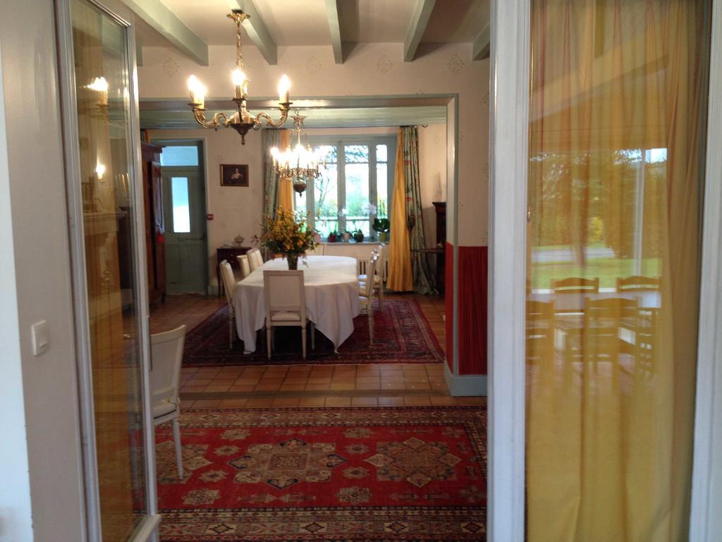 Le Petit Pont Hotel Moncé-en-Belin Eksteriør billede