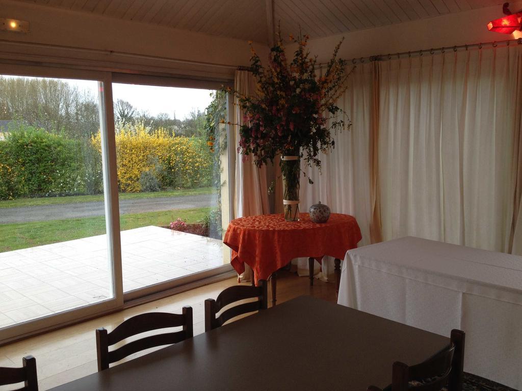 Le Petit Pont Hotel Moncé-en-Belin Eksteriør billede